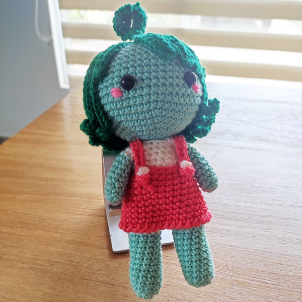 Flora Muñequita Amigurumi 2