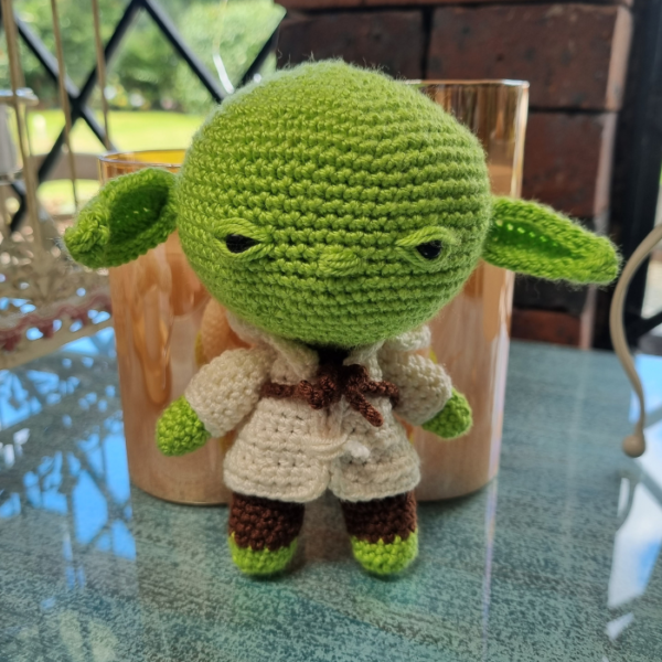 Yoda Amigurumi 4